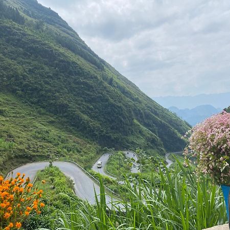 Garden Villa Homestay And Tour Motorbike&Car For Rent Ха Жианг Екстериор снимка